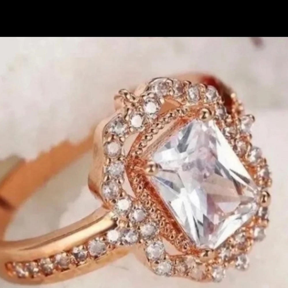 Rose Gold White Sapphire Solitaire Ring Sz 6 or 8 - Picture 7 of 9
